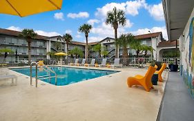 Baymont Inn And Suites Kissimmee